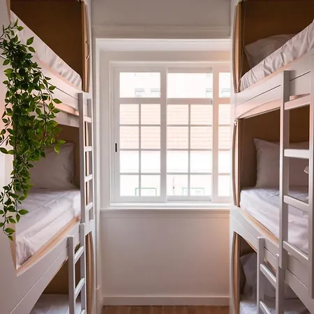 Hostel The Mulberry Tree *